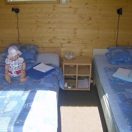 Hotel Kiige Holiday Park Linnamäe Zimmer foto